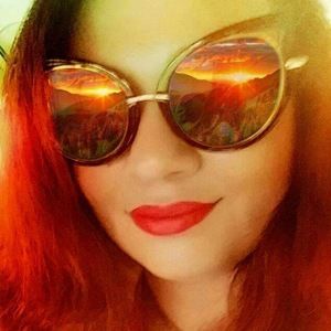 Meet your Posher, Mandy